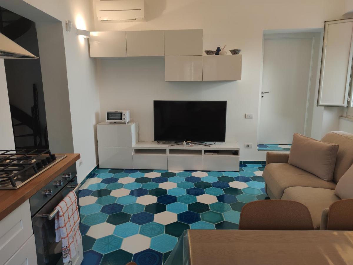 דירות מינורי La Casa Sul Monte מראה חיצוני תמונה